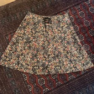 Anthropologie velvet skirt size 10 floral